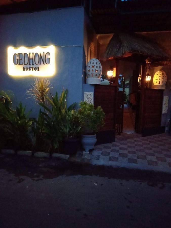 Gedhong Hostel Batununggul Extérieur photo