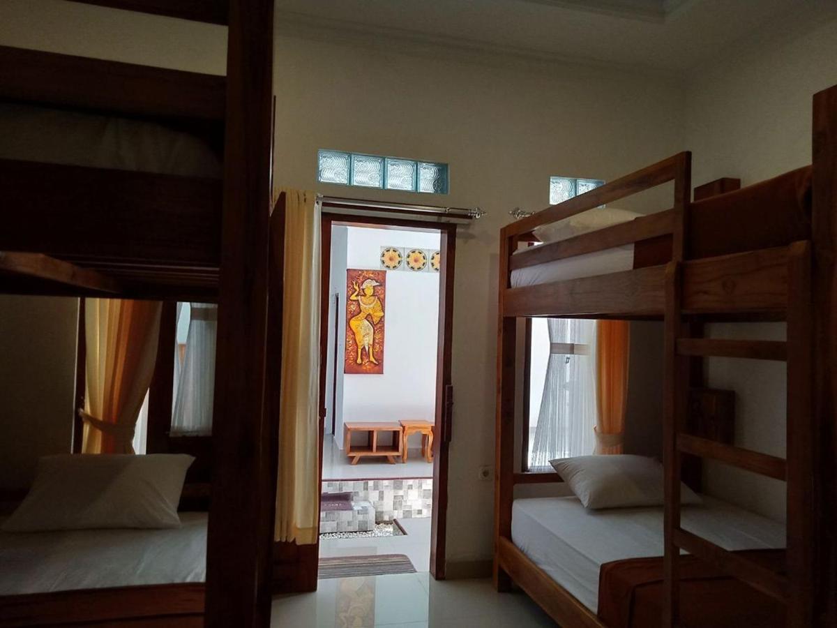 Gedhong Hostel Batununggul Extérieur photo