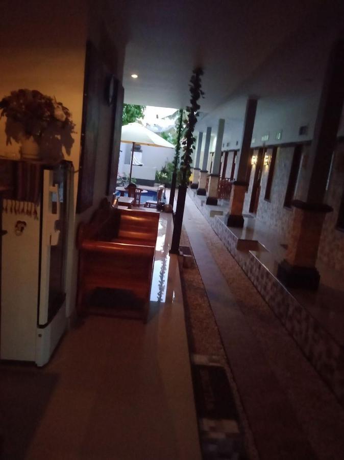 Gedhong Hostel Batununggul Extérieur photo