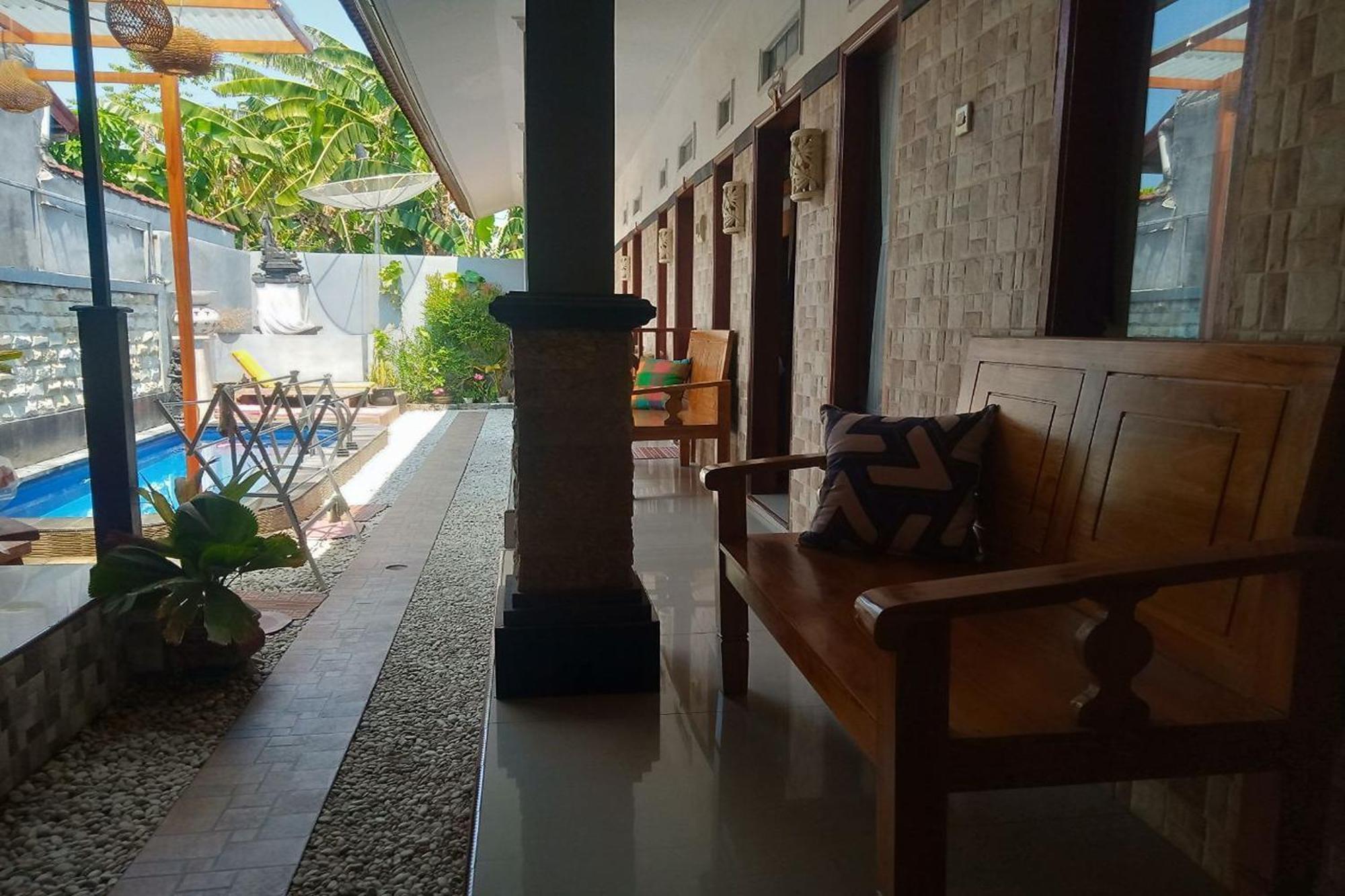 Gedhong Hostel Batununggul Extérieur photo